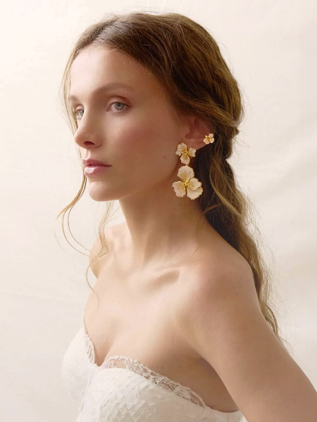 Bague d'oreille petite fleur Mily émaillée 4 Bague d'oreille petite fleur mily émaillée femme mariage