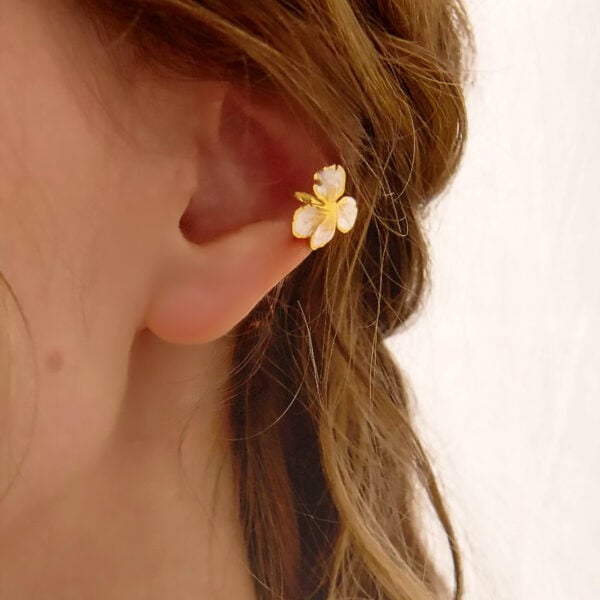Bague d'oreille petite fleur mily émaillée