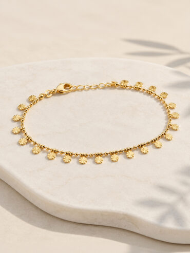 Tendances bijoux hiver 2025-2026 : la saison expliquée 1 bracelet pampilles plaque or présentation