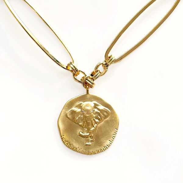 Collier médaille éléphant iman - zoom médaille