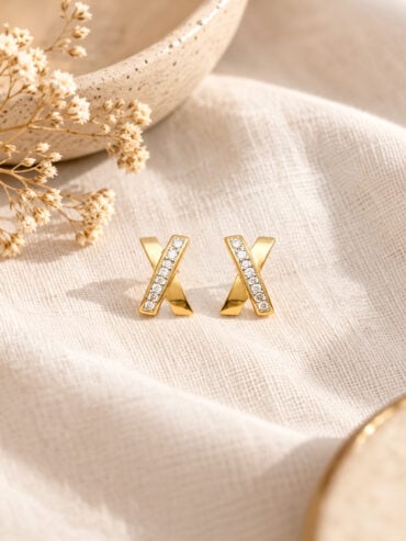 Tendances bijoux hiver 2025-2026 : la saison expliquée 3 Puces croisées plaqué or Prague