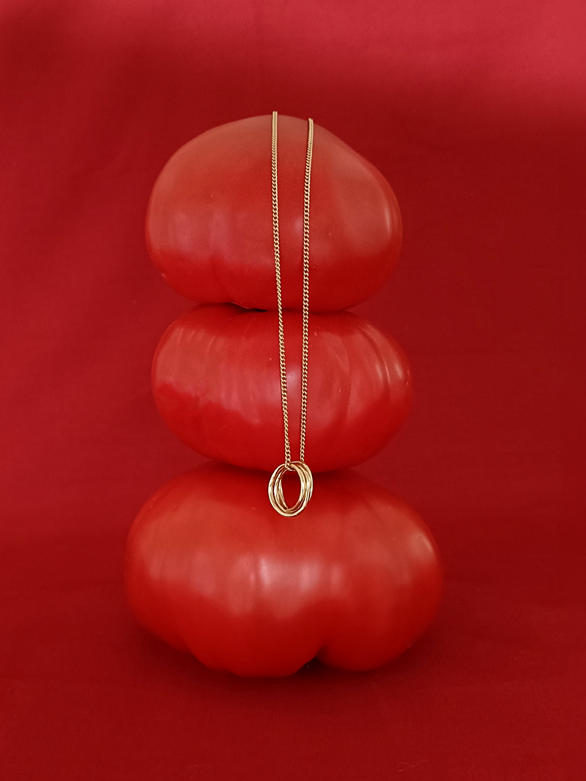 Collier doré Bolo 4 Collier doré Bolo - ambiance